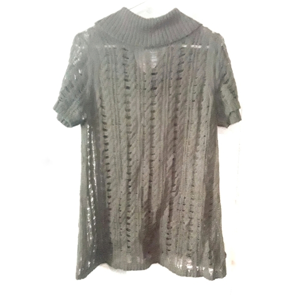 Nubby Mockneck Sheer Green Top - Picture 2 of 8